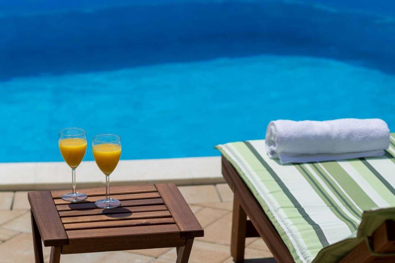 Lux Apartment Sandra Makarska Esterno foto