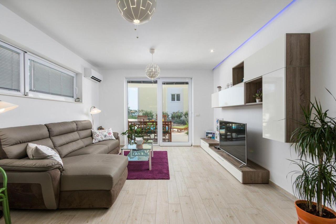 Lux Apartment Sandra Makarska Esterno foto